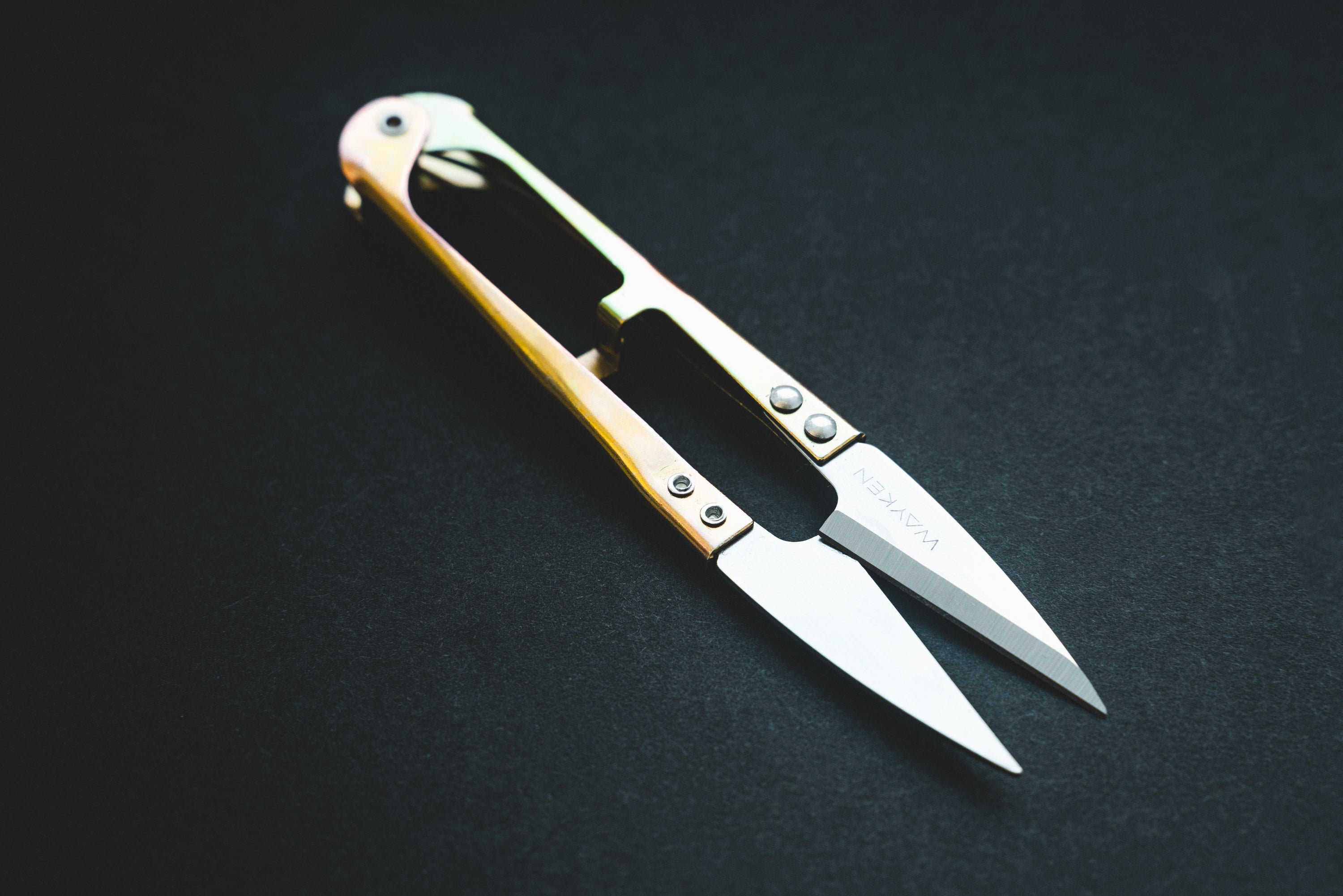 Thread Snips (Metallic Gold)